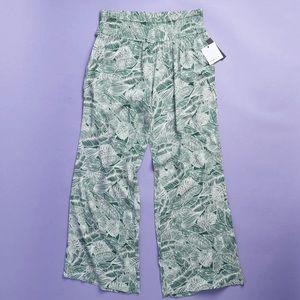 O’Neill Women’s Palm Print Lounge Pants Size L **NWOT**